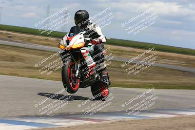 media/Apr-26-2024-TrackDaz (Fri) [[c4b677d280]]/B Group/120pm (Wheelie Bump)/